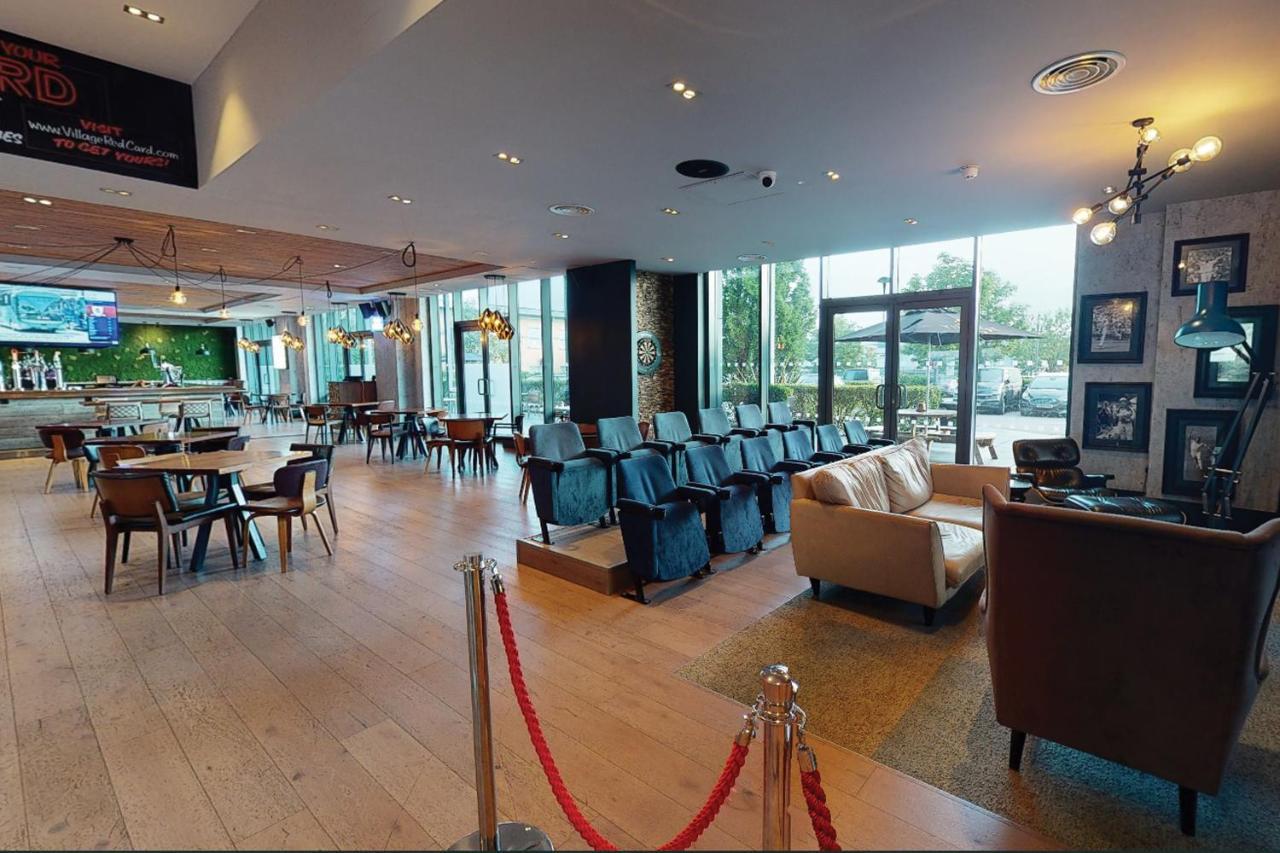 Village Hotel Solihull Dış mekan fotoğraf