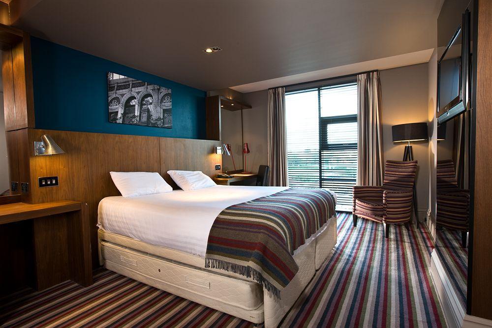 Village Hotel Solihull Dış mekan fotoğraf